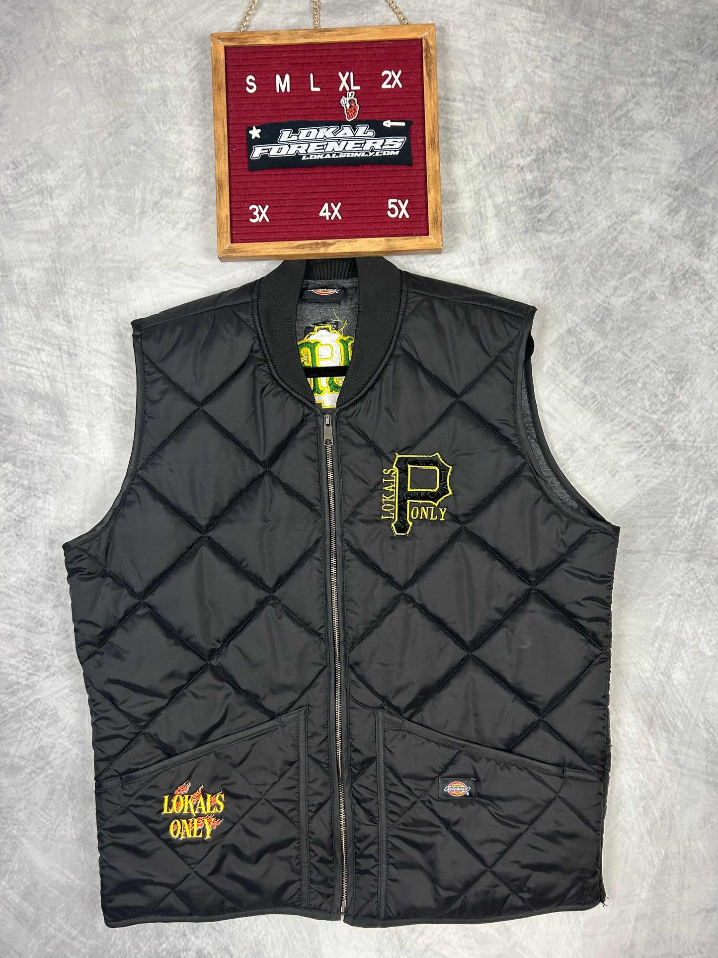 Dragon Claw Black Dickies Diamond Puffer Vest (XL)