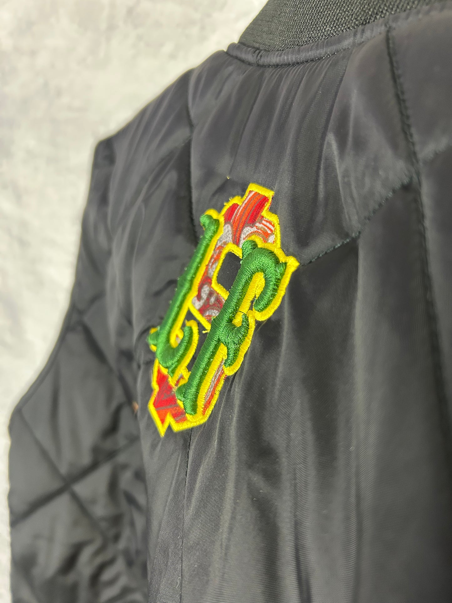 Dragon Claw Black Dickies Diamond Puffer Vest (XL)